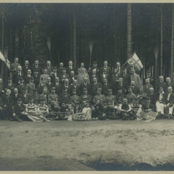 Członkowie Kaliskiego Towarzystwa Wioślarskiego