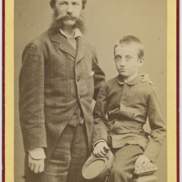 Portret mężczyzny z chłopcem