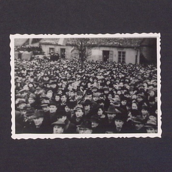 Uczestnicy manifestacji w Gnieźnie