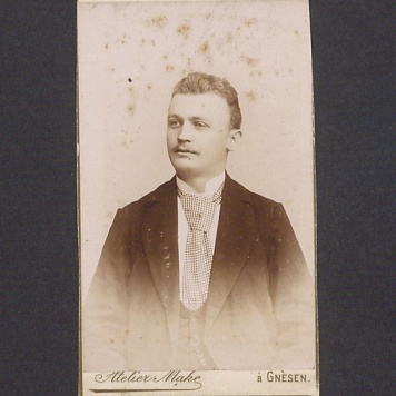 Portret mężczyzny.