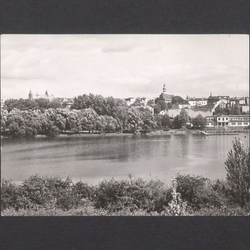 Gniezno, widok od strony jeziora Jelonek.