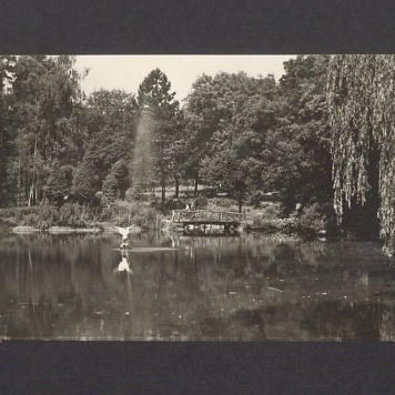 Park im. gen. Karola Świerczewskiego.