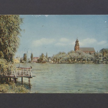 Gniezno, widok ogólny. W głębi katedra z XIV w., rozbudowana w XVII i XVIII w.