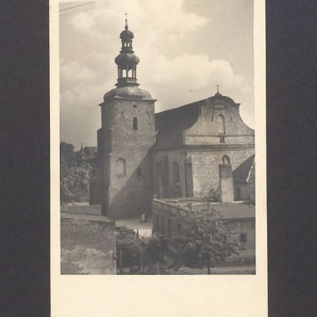 Kościół pw. Św. Trójcy, ambona w kształcie łodzi rybackiej.